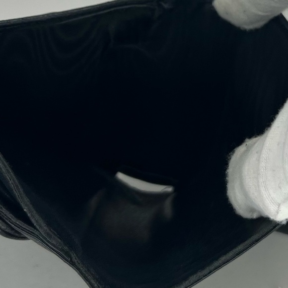 🖤Chanel Black Caviar Lambskin Leather CC Logo Bifold Wallet🖤 - Picture 8 of 14